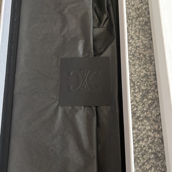 2 Celine boxes - Picture 2 of 4